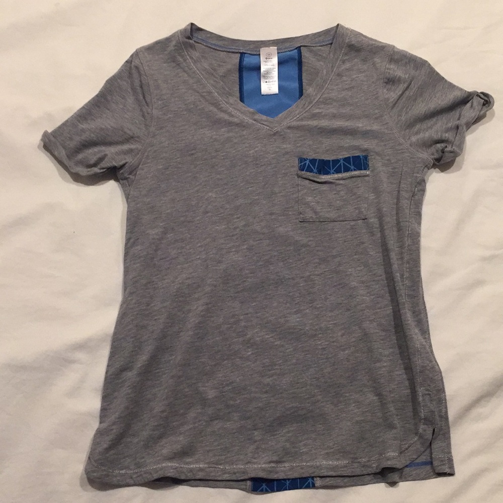 IVIVVA BY LULULEMON SHORT SLEEVE SHIRT